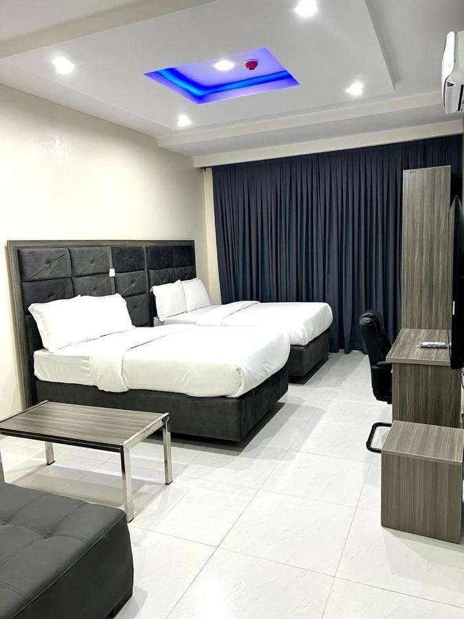 De Rigg Place, Victoria Island Aliayabiagba Luaran gambar