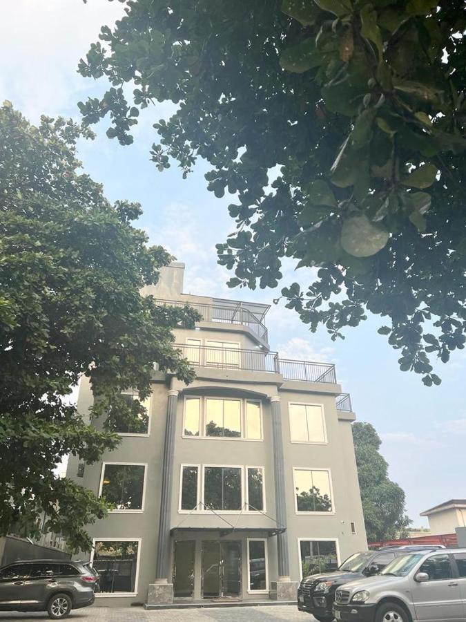 De Rigg Place, Victoria Island Aliayabiagba Luaran gambar